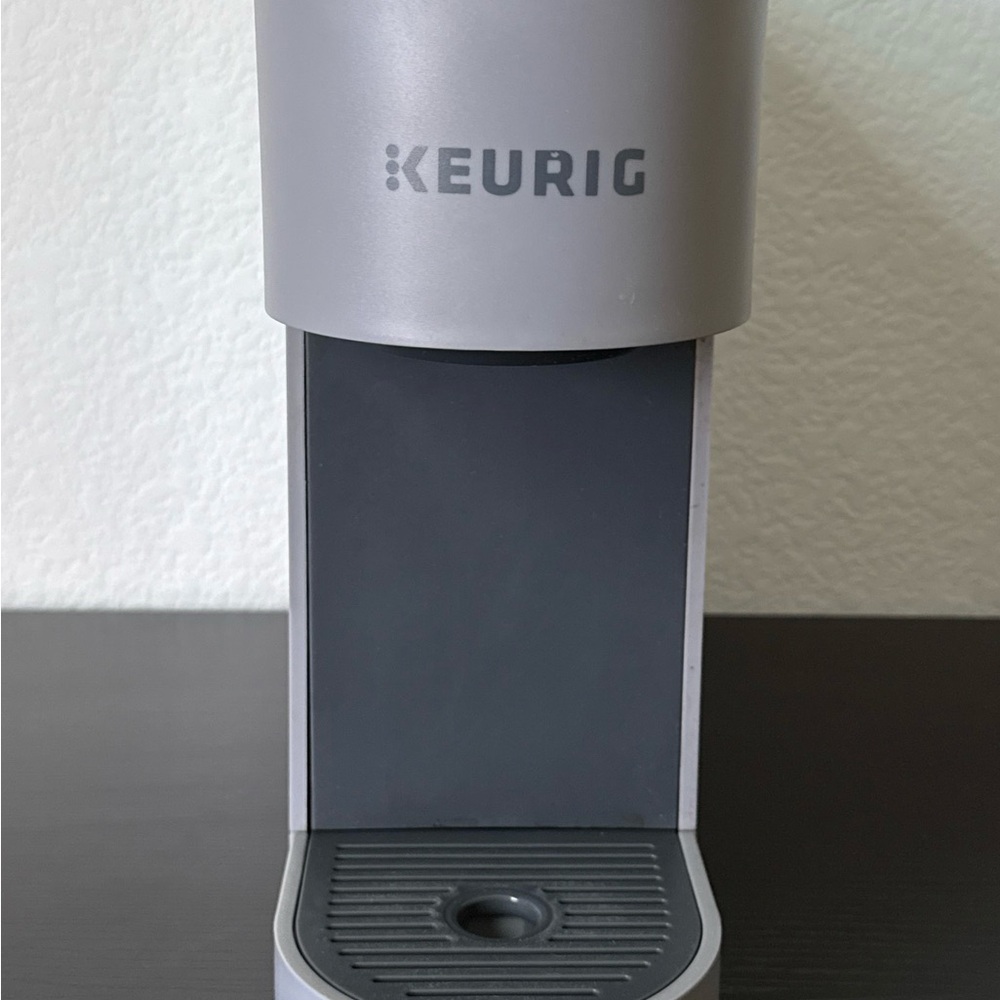 Keurig K-Slim + ICED Single Serve Coffee Maker - Picture 4 of 12